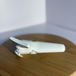 Pampered Chef Smooth Edge Manual Can Opener #2759 White